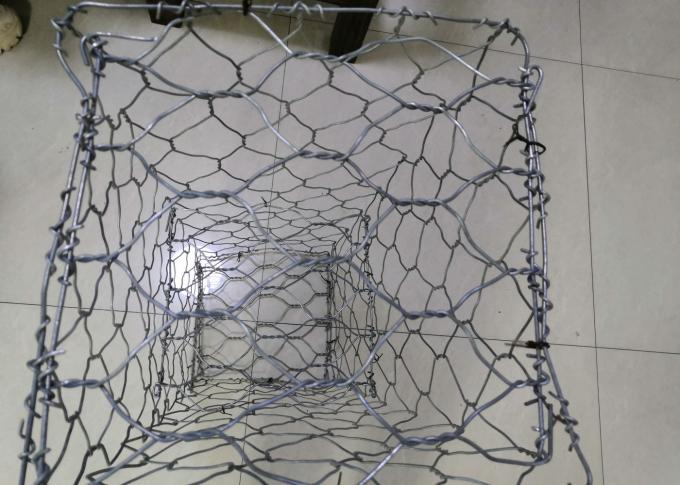 Galvanized PVC Coated Gabion Baskets For Protecting Riverbank 0