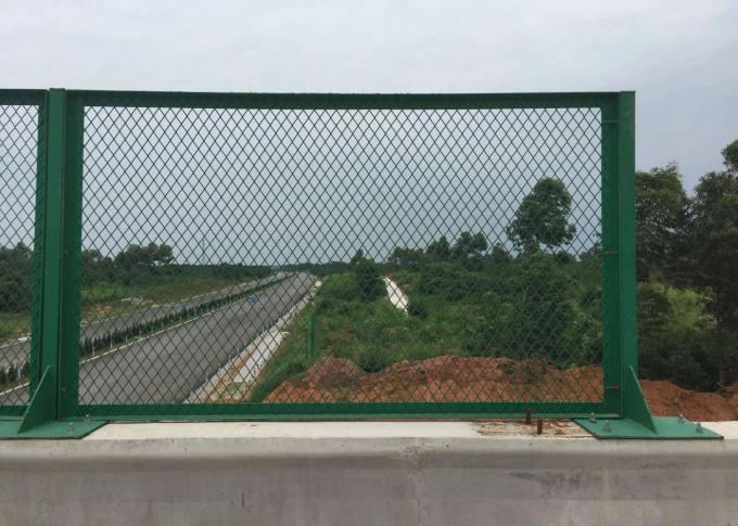 Metal Steel Wire Mesh Fencing Antirust Expanded Metal Mesh Fence With Diamond Hole 0