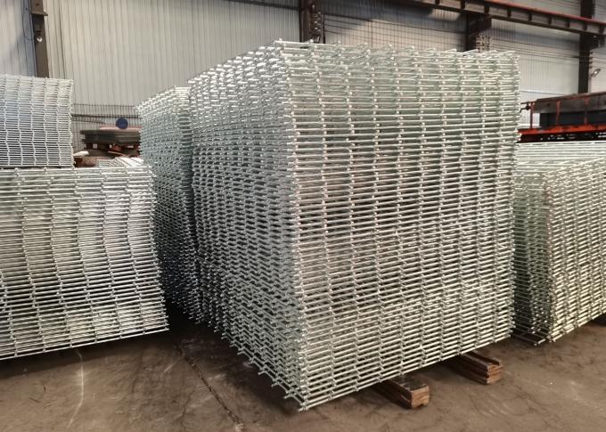 Zinc Coated 6 Gauge Wire Mesh Panel , 10cmx10cm Welded Mesh Gabion 3