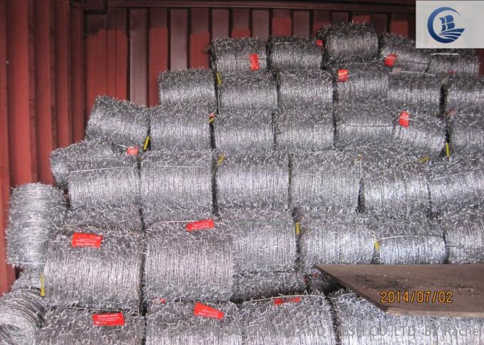Hot dipped galvanized Barbed Wire Fence Packed for boundary fencing 8