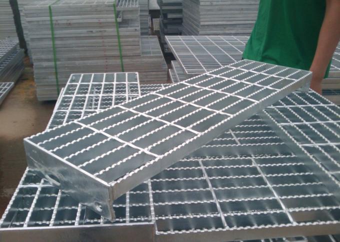 Welded Steel Bar Grate , Durable Metal Bar Grating For Deck Platform 1