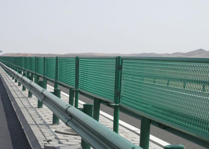 PVC Powder Coated Expanded Metal Fence 30mmx60mm Hole For Highway 0