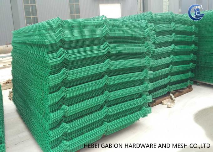 Curvy Welded Mesh Fencing 4.5mm 5.0mm Rectangle Hole For Garden / Home 0