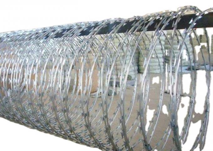 Concertina Razor Fencing Wire Roll Stainless Steel Hot Dipped Galvanized 3