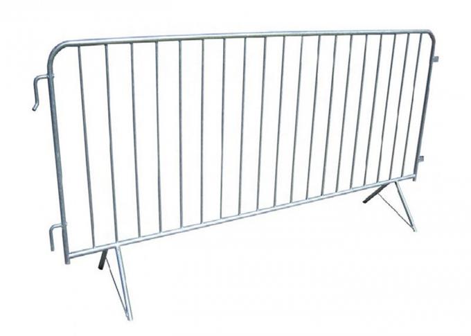 Traffic Metal Crowd Control Barriers / Metal Pedestrian Barriers For Temporary Isolation 0