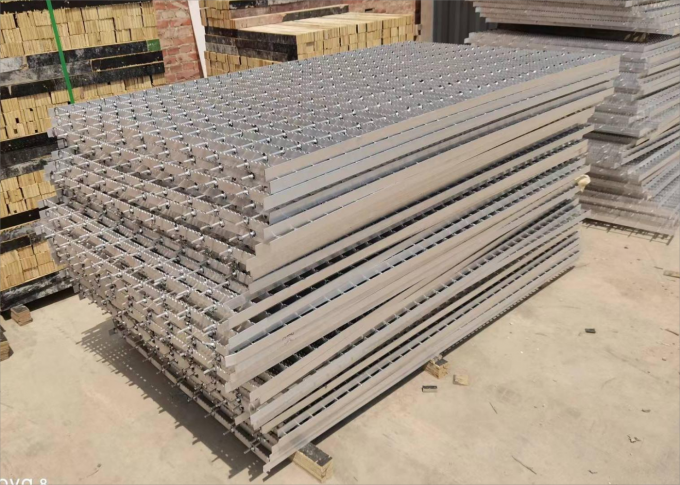 Rustproof Aluminum Walkway Grating , Plain Mild Steel Gratings 1