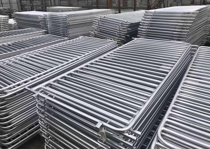 Hot dipped galvanized temporary fence crowd control barrier portable fencing 8