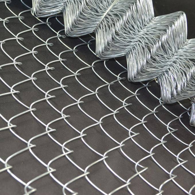 Durable Galvanized PVC Coated Chain link mesh Wire Netting Fencing Security fencing 5