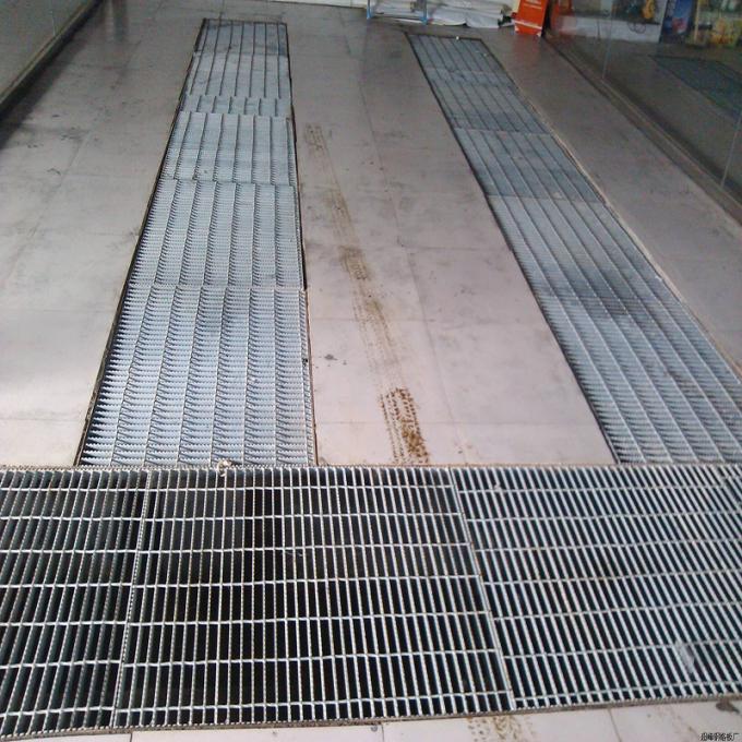 8x8mm Round Stainless Steel Bar Grating for Marine floor step 4
