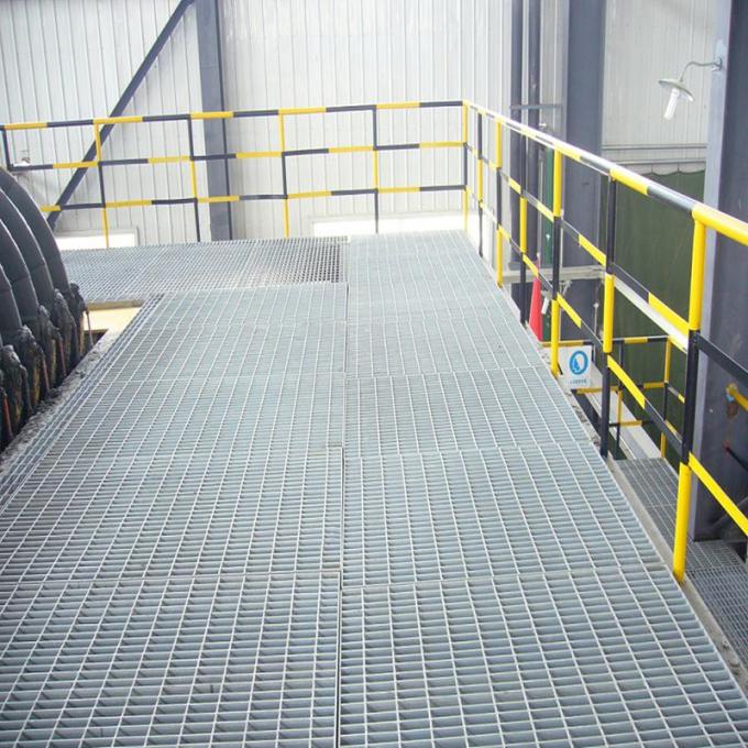 Hot dipped galvanized Steel serrated and smooth Grating 5