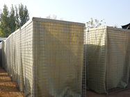 Defensive barrier wall hot dipped galvanized gabion for military and flood control with razor wire