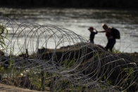 BTO-22 450MM Stainless steel concertina razor wire security fence for military army